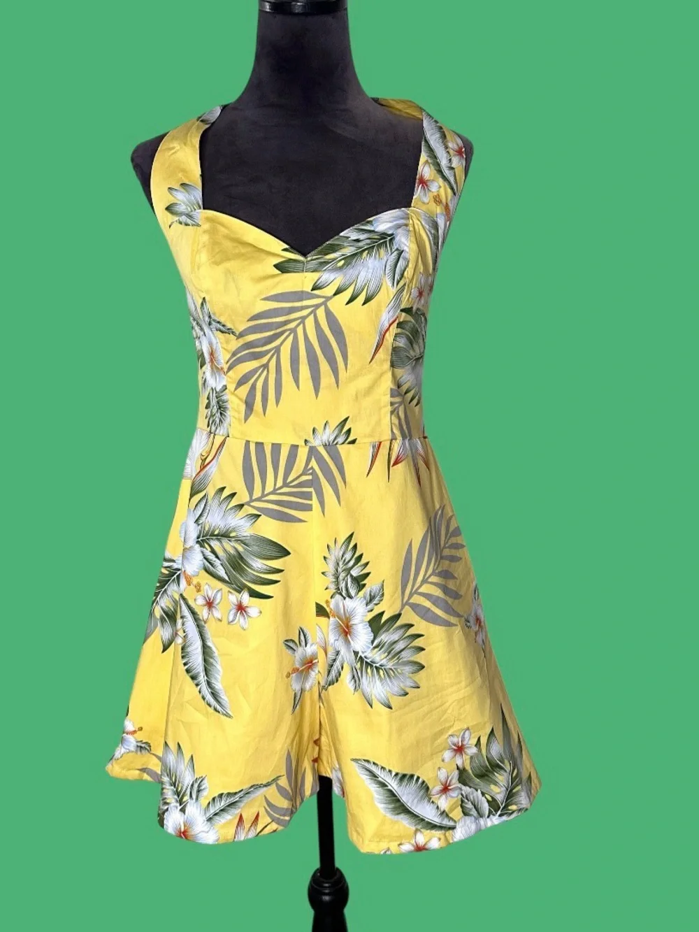 Hell Bunny Vixen 2013 Tropical Vacation Halter Romper Pinup Playsuit S - Picture 1 of 7